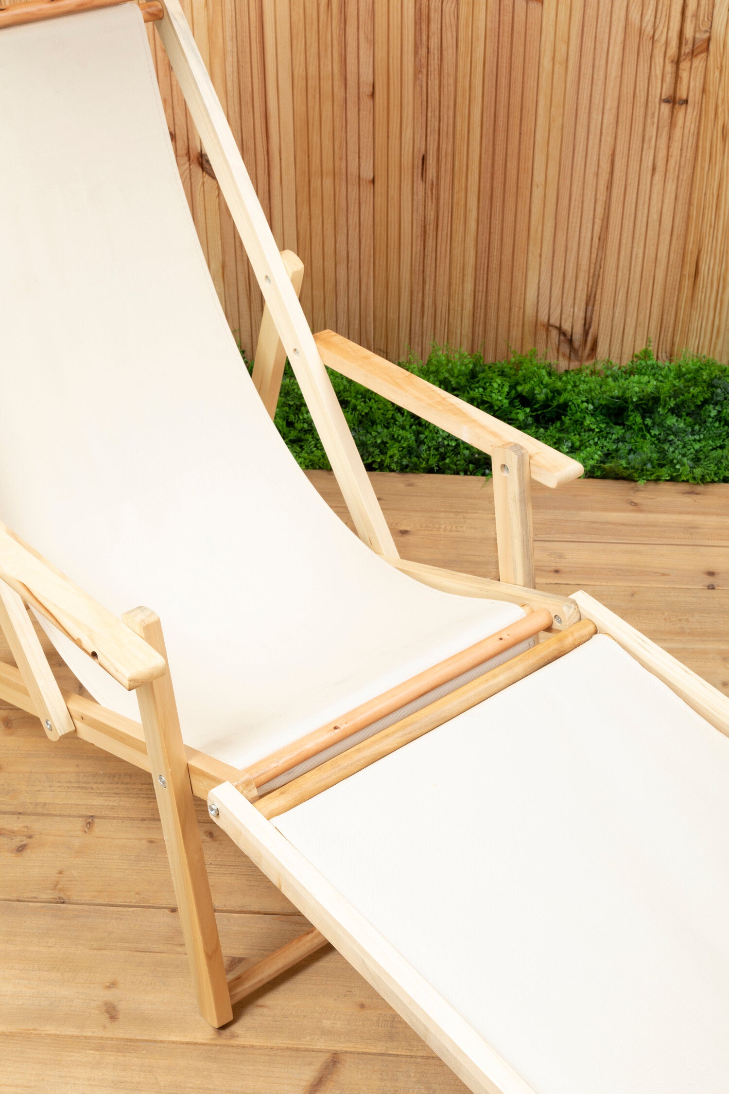 Hampton Cream Wooden Lounger - The Orchard Home and Gifts