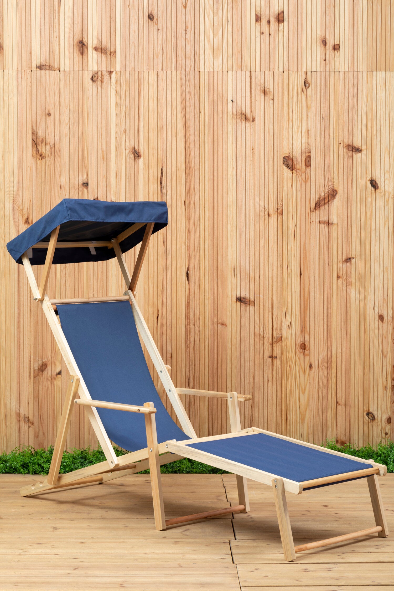 Hampton Blue Wooden Lounger - The Orchard Home and Gifts