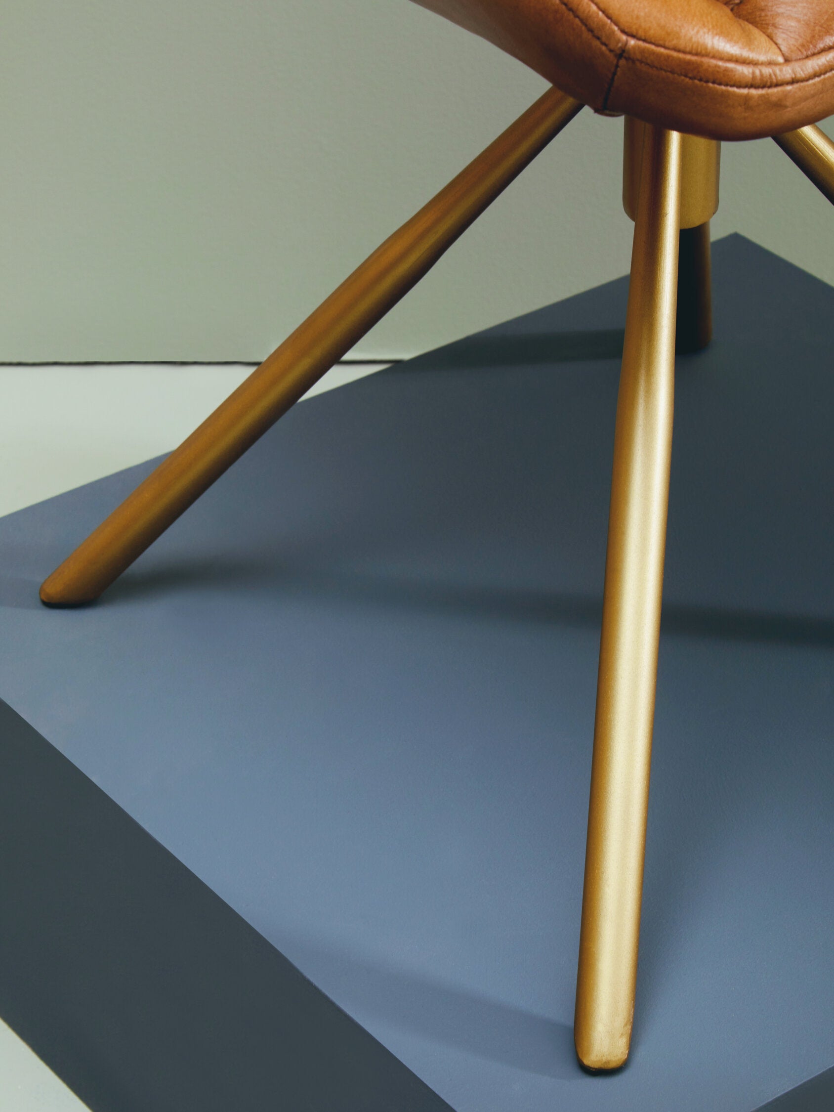 Buffalo Brown Leather and Gold Finish Chair