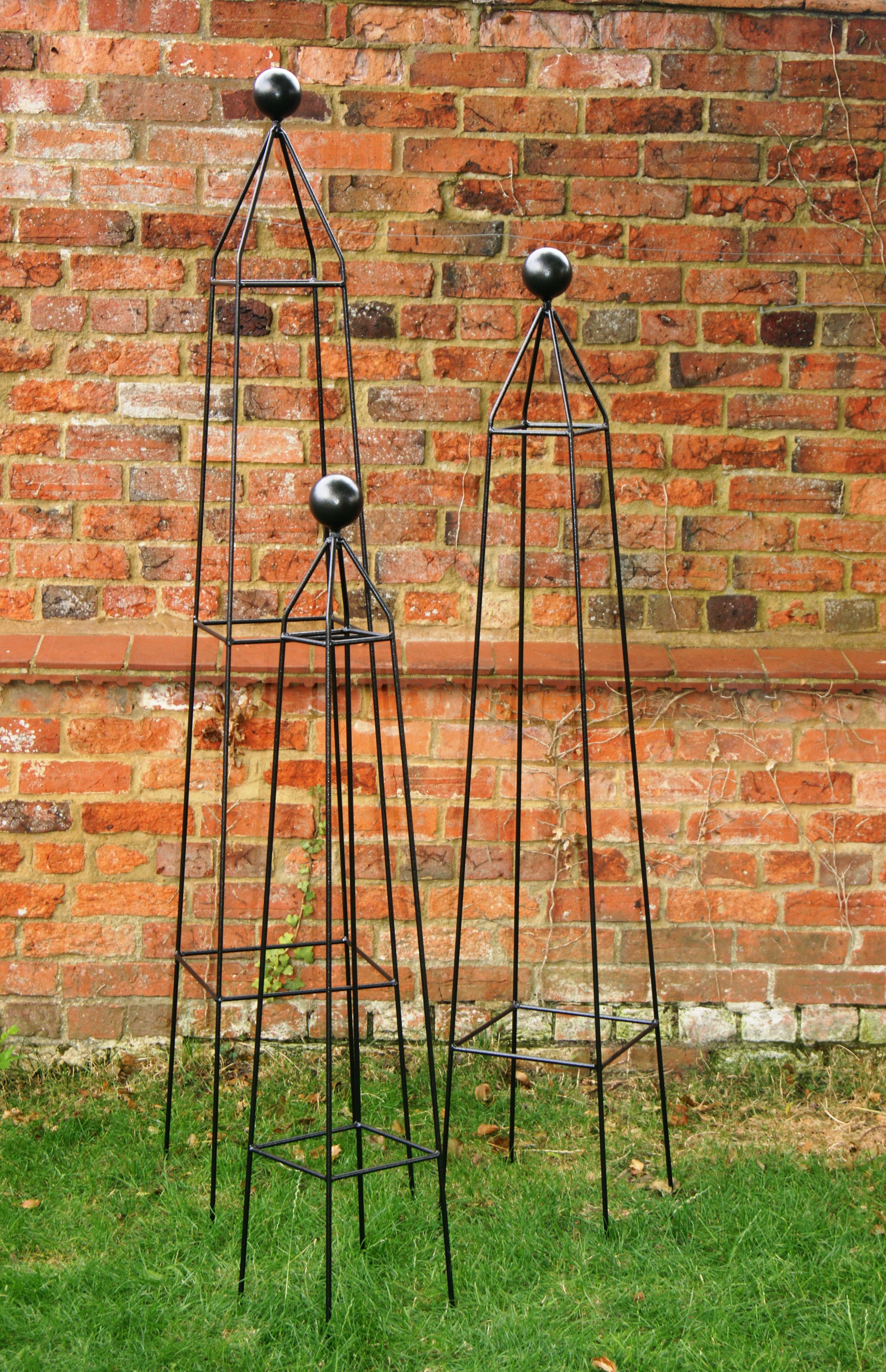 Black Steel Cleo Garden Plant Support Obelisk Multiple Sizes
