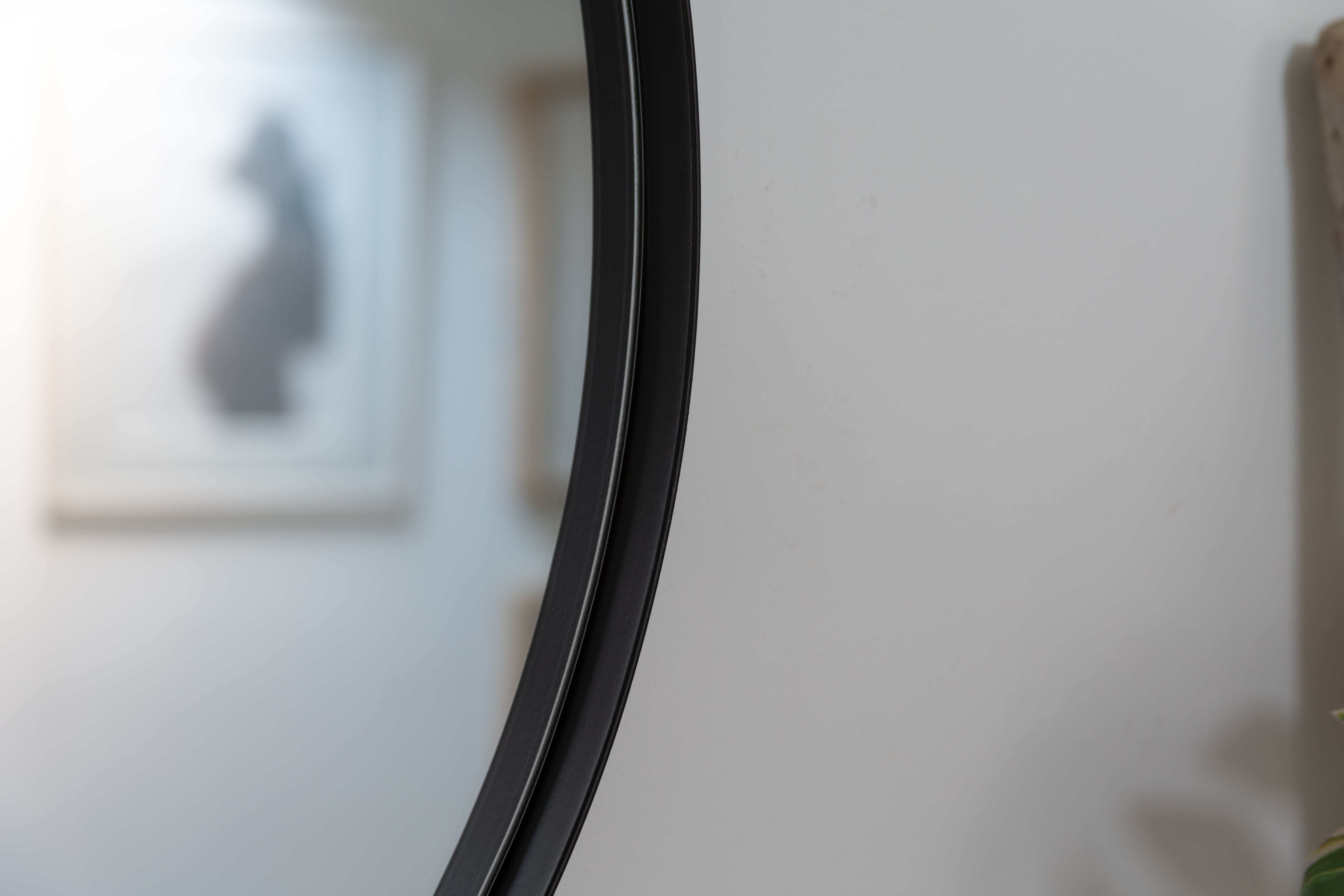 Nordic Round Black Wall Mirror