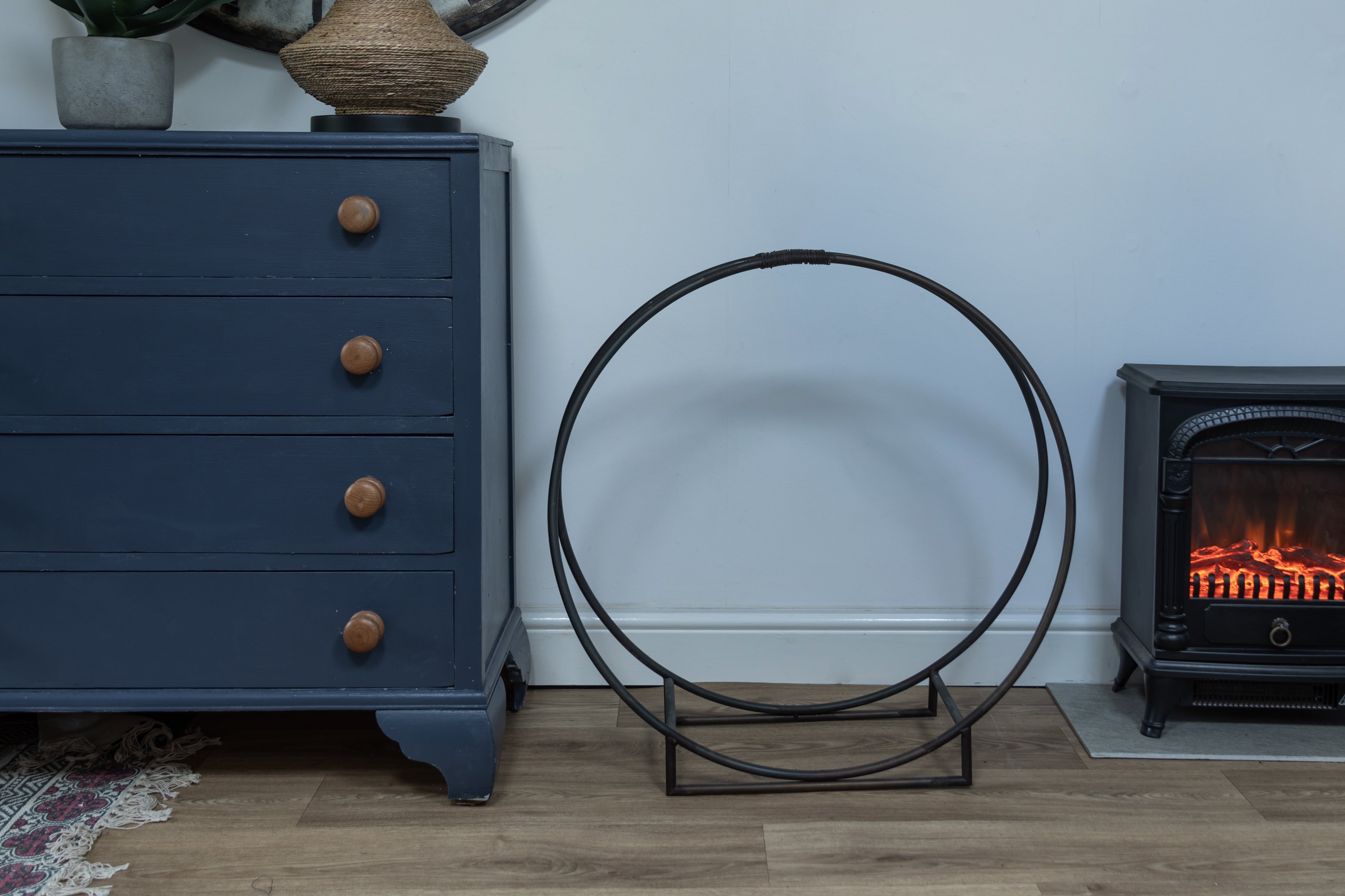 Iron Circular Log Storage Holder